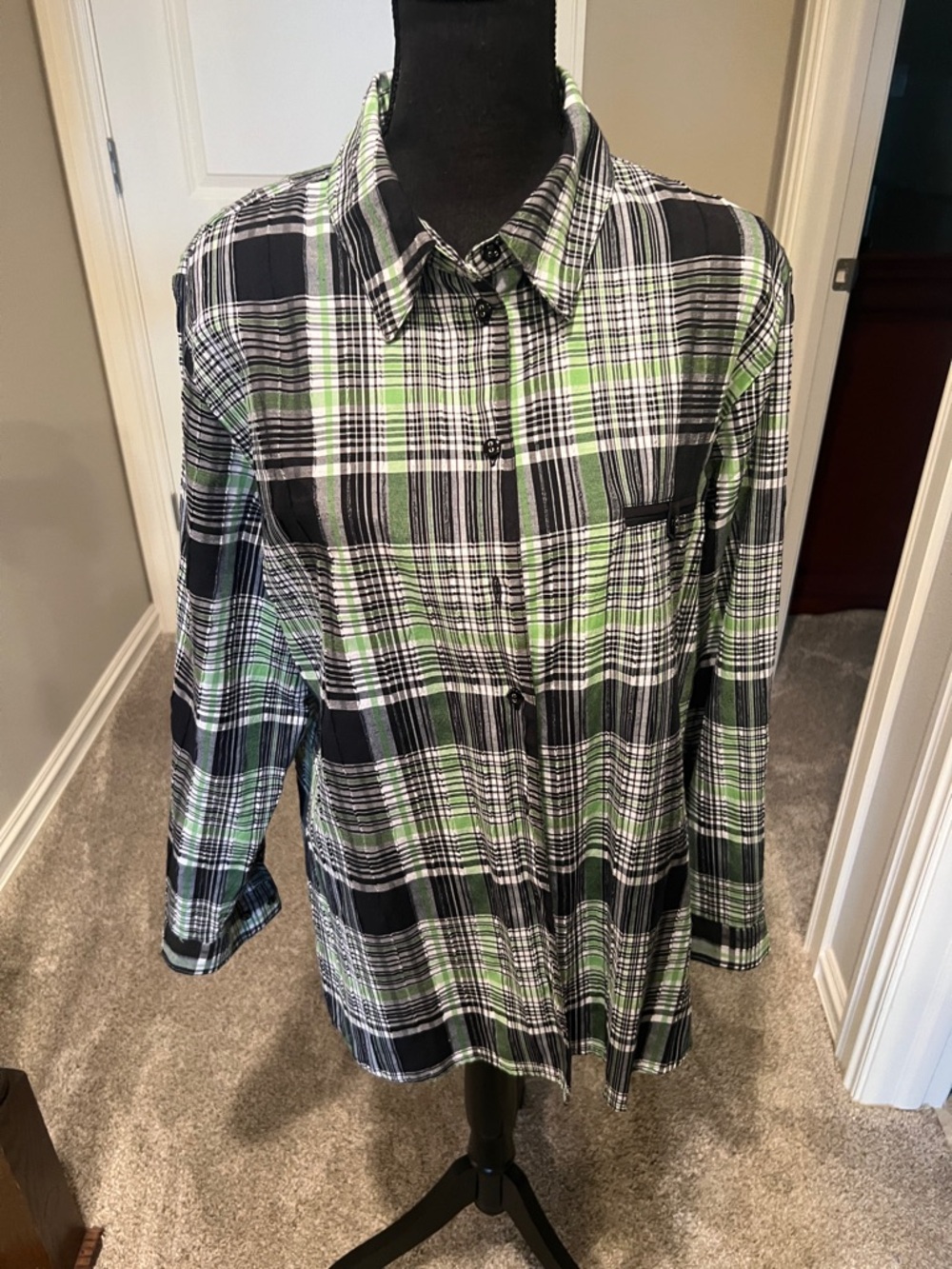 Allison Daley Black White and Green Plaid Button-Down Shirt